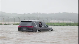 Nhà lãnh đạo Triều Tiên thị sát các khu vực bị ngập lụt gần biên giới Trung Quốc