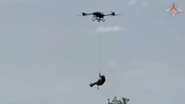 Quân đội Nga thử nghiệm UAV hạng nặng có khả năng mang theo biệt kích và tên lửa chống tăng