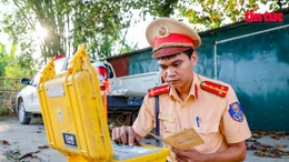 Tước phù hiệu, phạt hàng chục triệu đồng với xe quá tải ở cửa ngõ Thủ đô Hà Nội